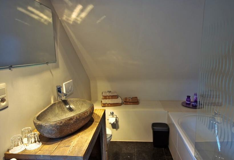 اتاق خانوادگی, B&b Crijbohoeve
