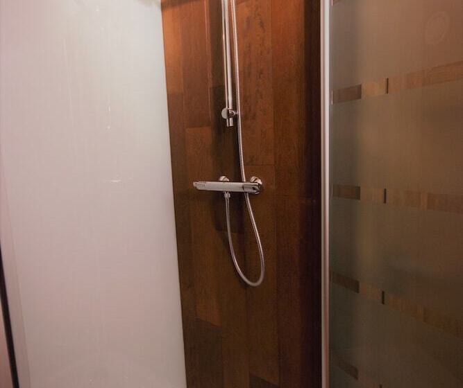 اتاق استاندارد, B&b Crijbohoeve
