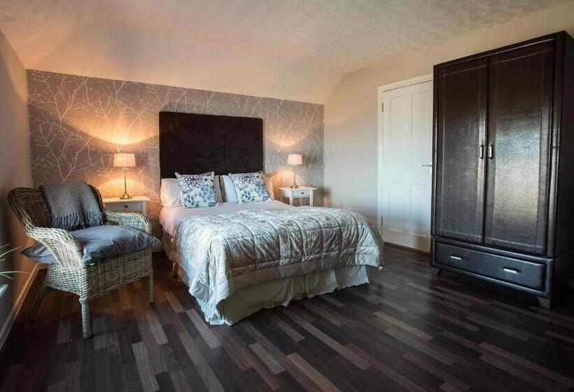 Номер Стандарт Вид на Море, Maddens Bridge Bar & Guesthouse