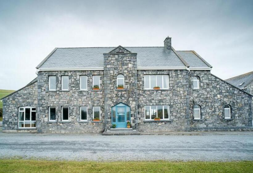 Семейный Номер, The Lodge Doolin