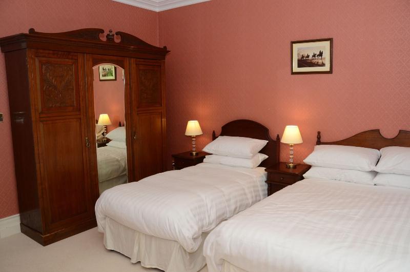 Standard 3 Pers. Værelse, Cannaway House B&b