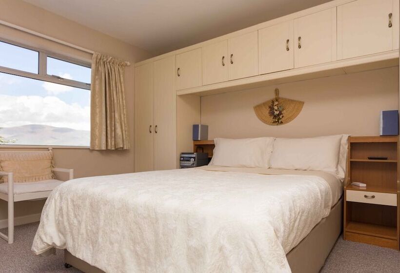 Номер Стандарт, Fern Rock B&b