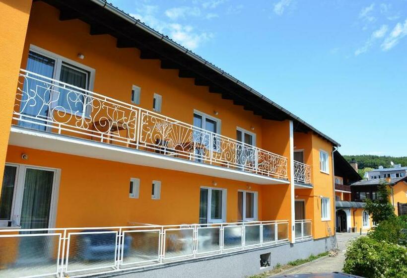 Номер Стандарт с Балконом, Austria