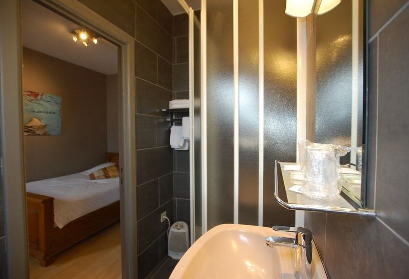 Номер Стандарт, Piano 2   Mont St Guibert   Louvain La Neuve