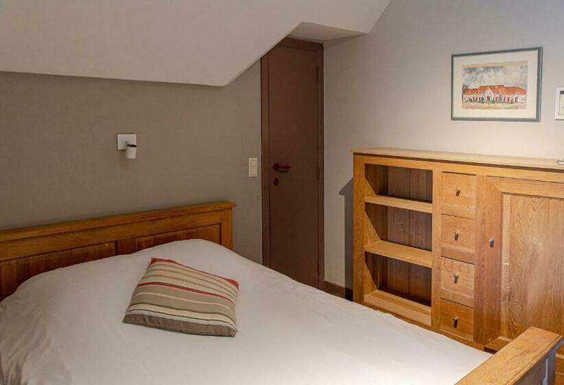 Номер Стандарт, Piano 2   Mont St Guibert   Louvain La Neuve