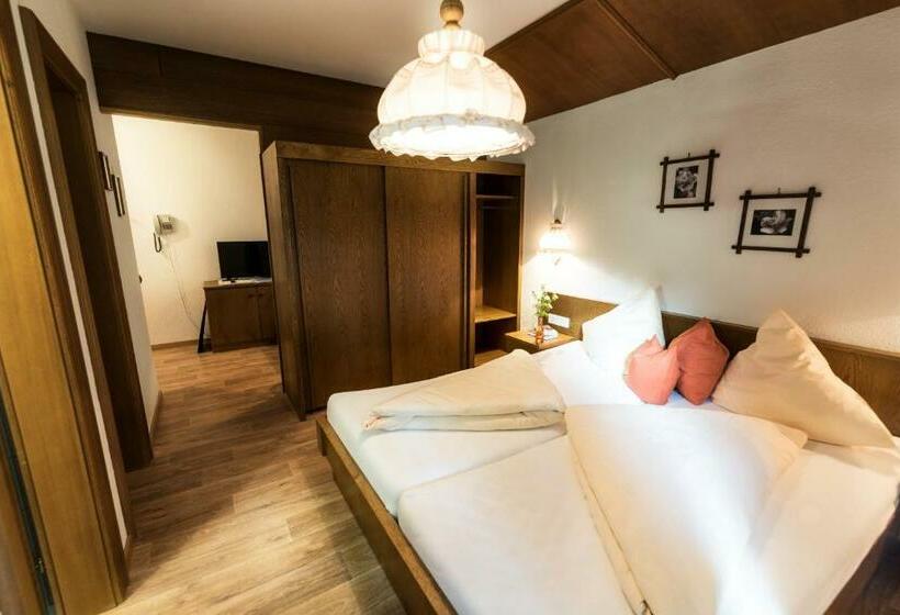 Номер Стандарт, Quality Hosts Arlberg Hotel Gasthof Freisleben