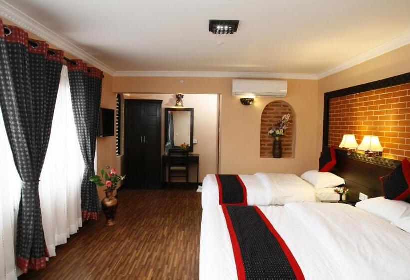 اتاق لوکس خانوادگی, Taleju Boutique