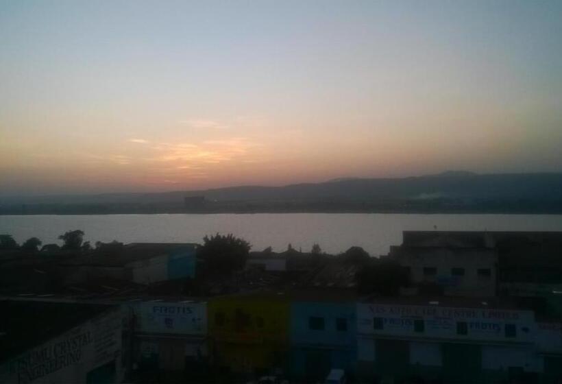 اتاق استاندارد با چشم‌انداز دریاچه, Riversand Hotel With Lake Views,accra Street,kisumu,kenya