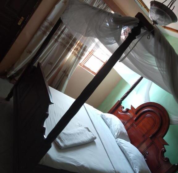 Deluxe Room, Riversand Hotel With Lake Views,accra Street,kisumu,kenya