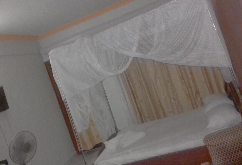 Deluxe Room, Riversand Hotel With Lake Views,accra Street,kisumu,kenya