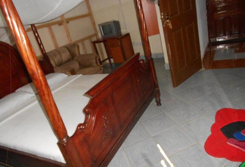 Deluxe Room, Riversand Hotel With Lake Views,accra Street,kisumu,kenya
