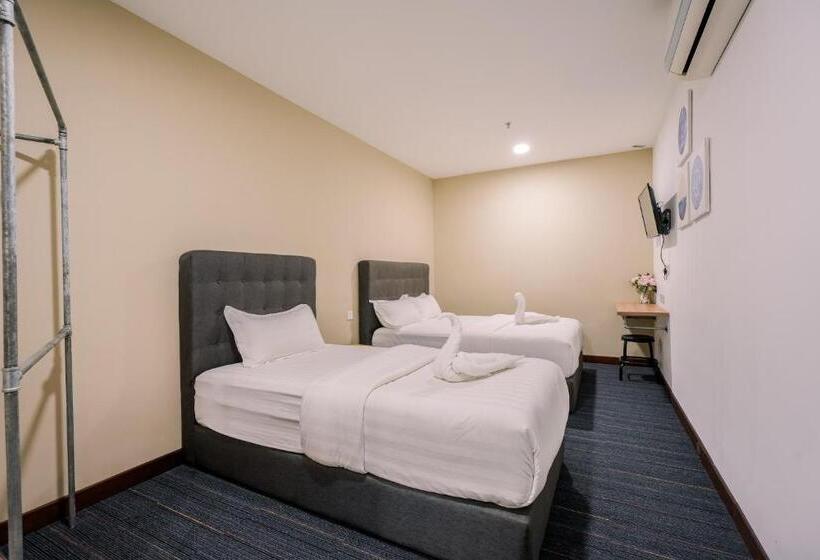 Трехместный Номер Базовый, 3c Hotel Setia Walk Puchong
