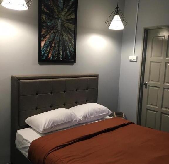 اتاق استاندارد با سرویس بهداشتی مشترک, Bricks Cameron Hostel