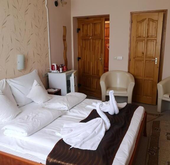 Номер Deluxe, Szent István Wellness Panzió