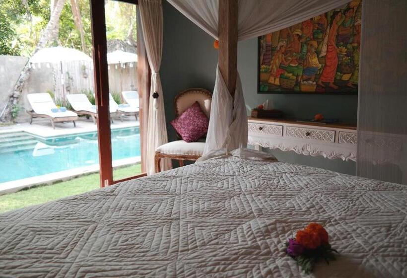 Вилла 3 Спальни, Cili Emas Oceanside Resort