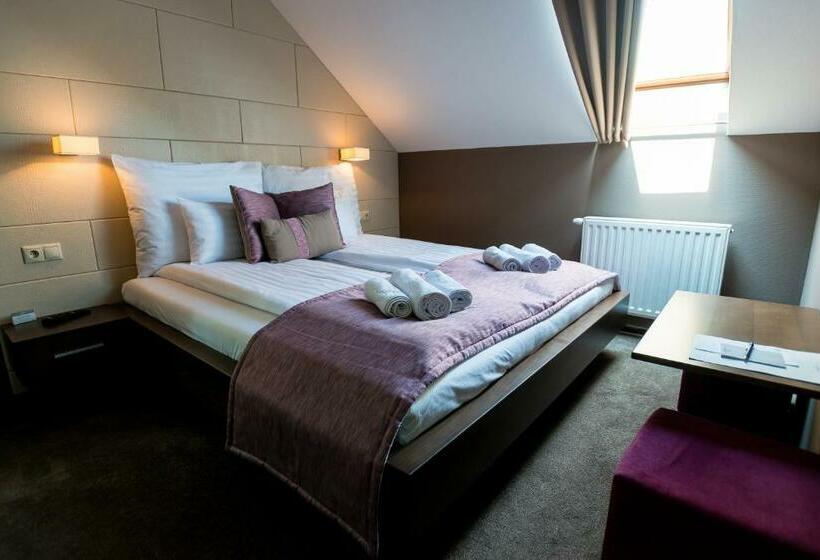 חדר סטנדרט, Fürdőház