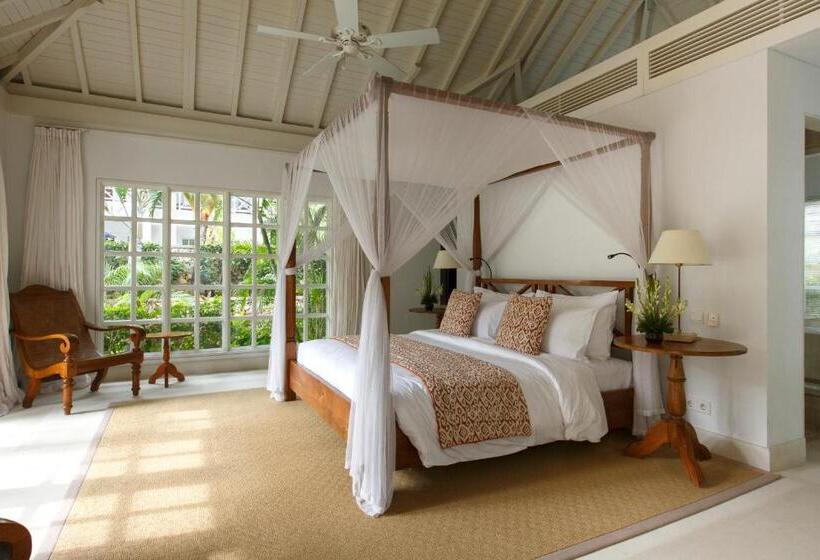 Вилла 5 Спален, The Ungasan Clifftop Resort