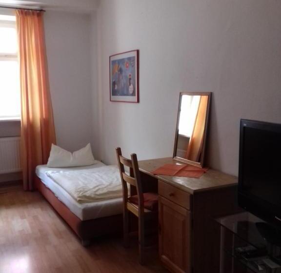 Номер Стандарт, Altstadtpension