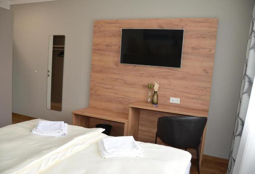 Family Suite, Die Pension Galle