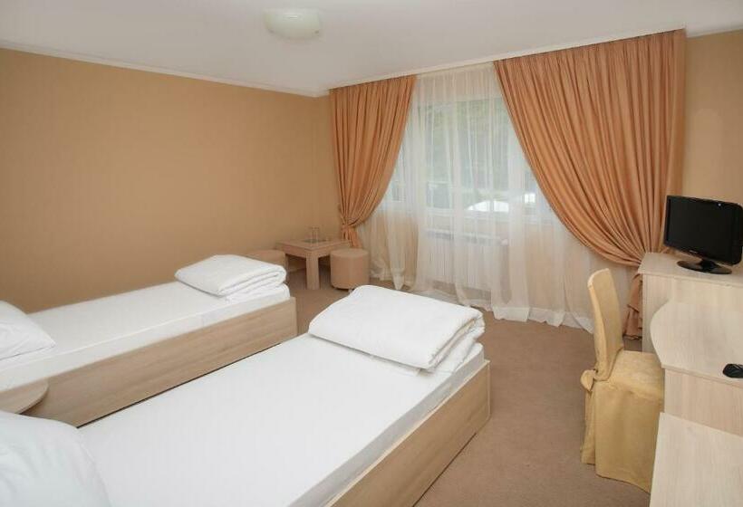 Номер Стандарт, Family Hotel Diana