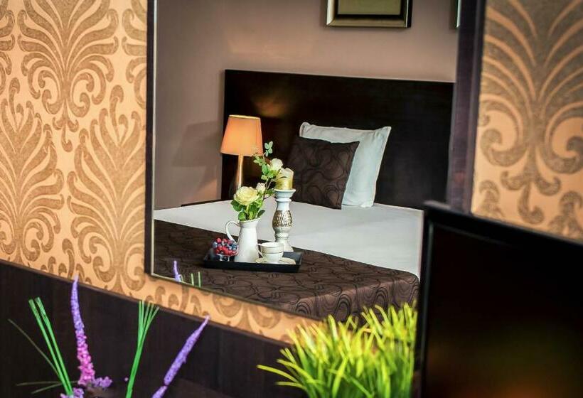Quarto Estandar com Sacada, Central Plaza