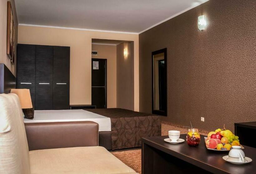 Quarto Estandar com Sacada, Central Plaza