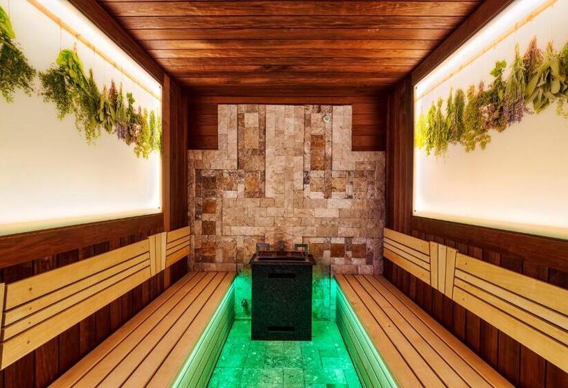 디럭스 룸, National Palace Wine & Spa