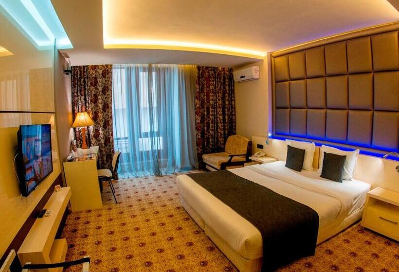 デラックスルーム, National Palace Wine & Spa