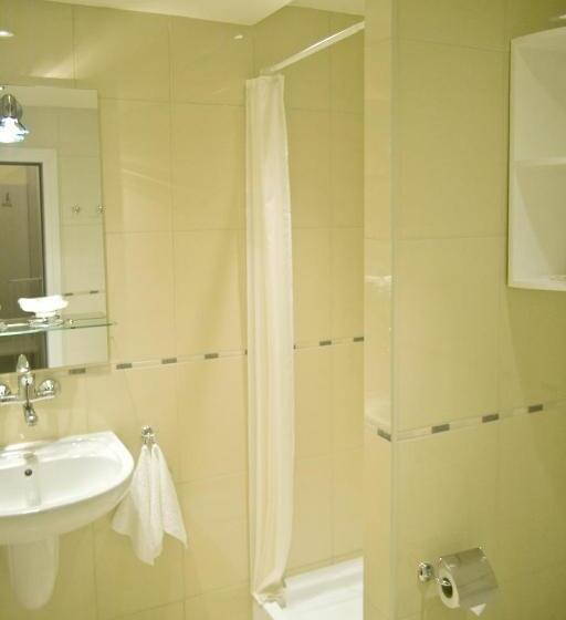 Apartamento 1 Dormitório Vista Mar, Neven