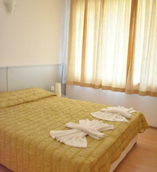 Apartamento 2 Quartos Vista Mar Lateral, Nushev