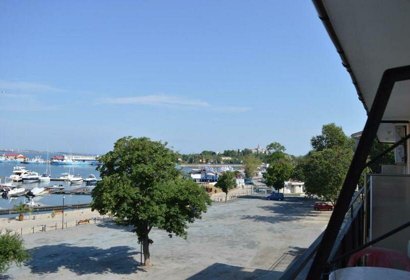 Номер Стандарт Вид на Море с Балконом, Sozopol