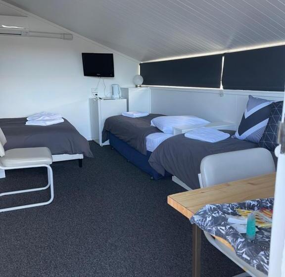 Семейный Номер, Kookaburra Lodge