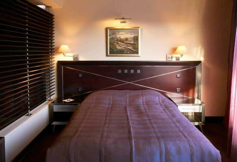 Полулюкс, Park Hotel Green Europe