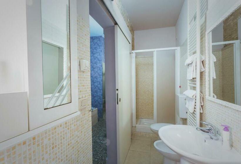 اتاق استاندارد چهار تخته, B&b Portanuova