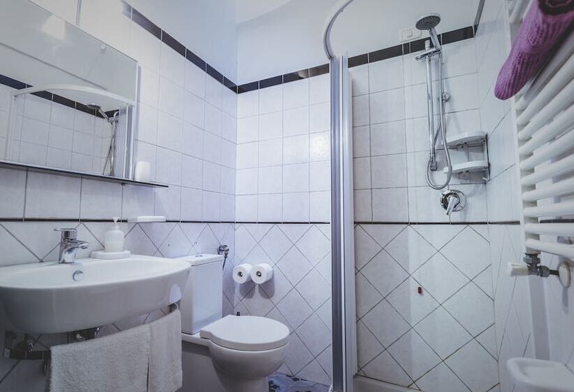 اتاق استاندارد, B&b Portanuova