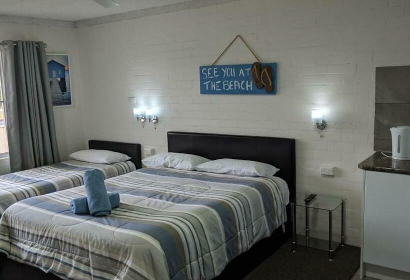 Номер Стандарт, Harrington Village Motel