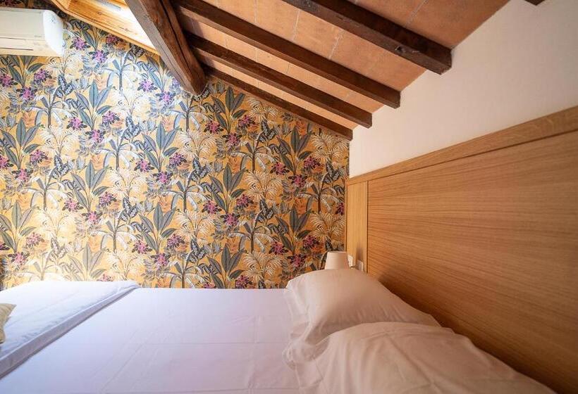 Quarto Ático, Bellonda