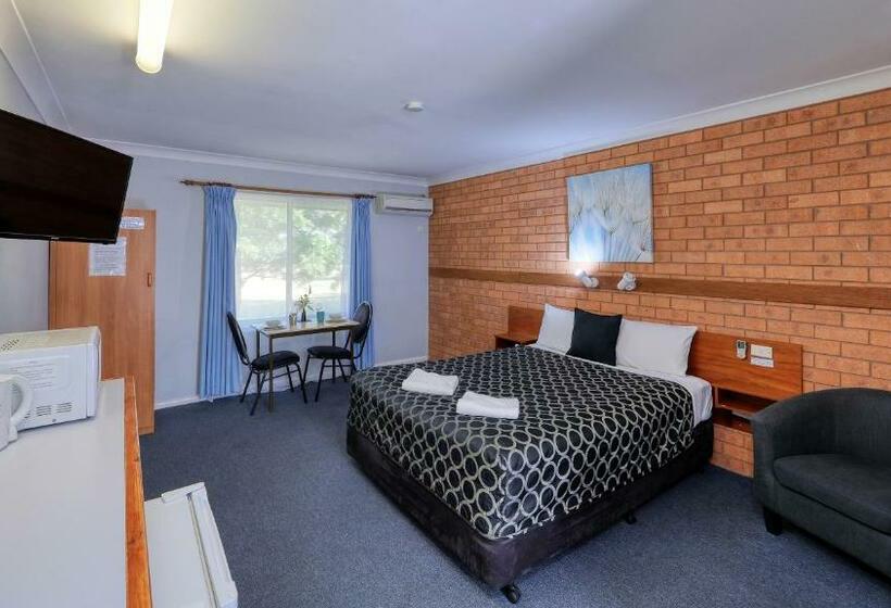 Номер Стандарт, Castlereagh Motor Inn