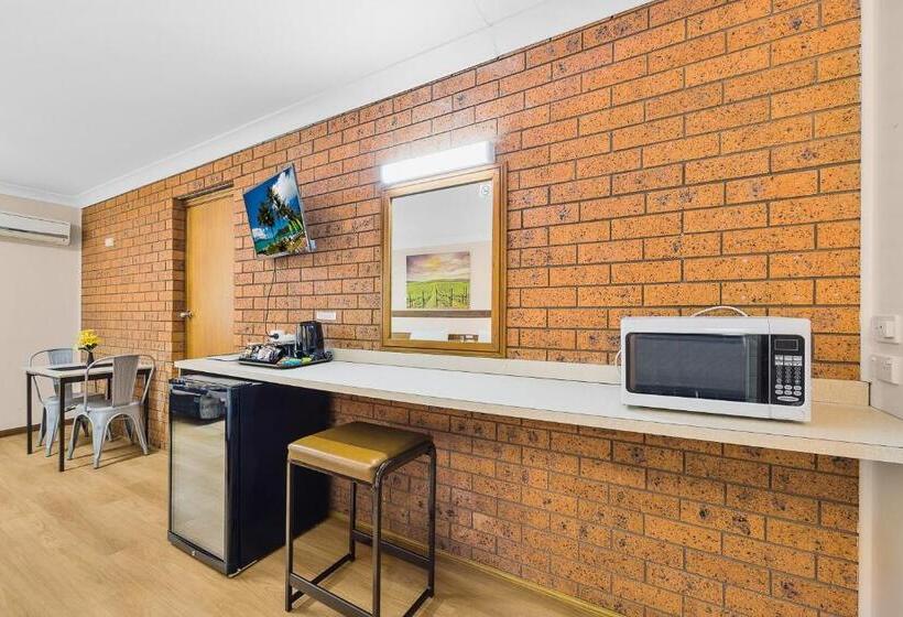 ファミリールーム, Castlereagh Motor Inn