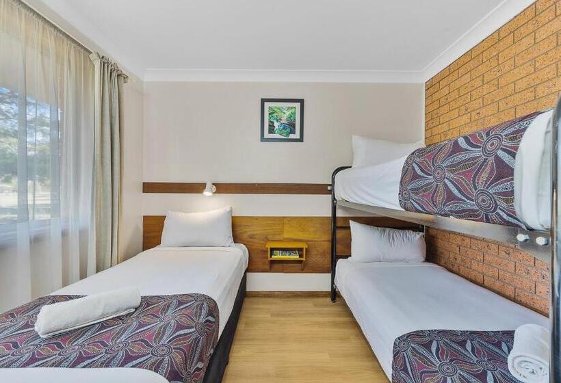 Апартаменты 2 Спальни, Castlereagh Motor Inn