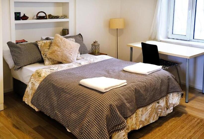 استودیوی استاندارد با چشم‌انداز دریا, Entire Apartment With Amazing Seaview Terrace Near Galata Tower