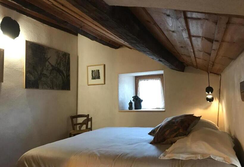 Номер Стандарт, Chambres Et Tables D Hôtes   Les Ateliers De Pontajou   Pèlerin Navette Gratuite à Saugues