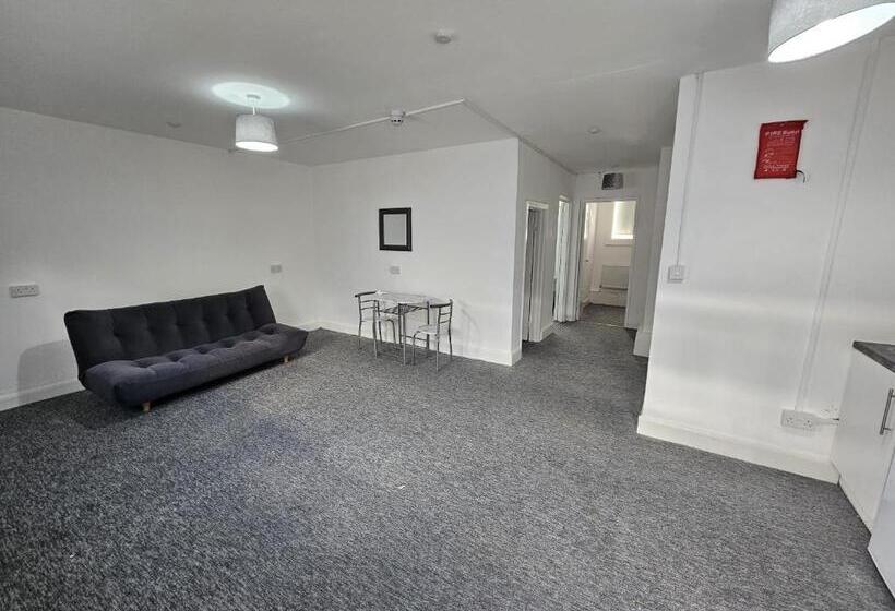 דירת שני חדרים, Livestay Affordable En Suite Studio Rooms In London, N14