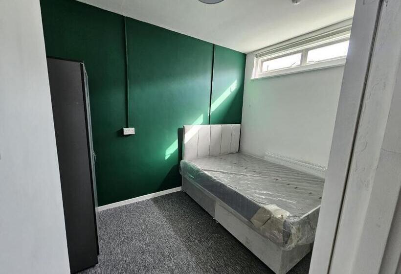 ２ベッドルームアパートメント, Livestay Affordable En Suite Studio Rooms In London, N14