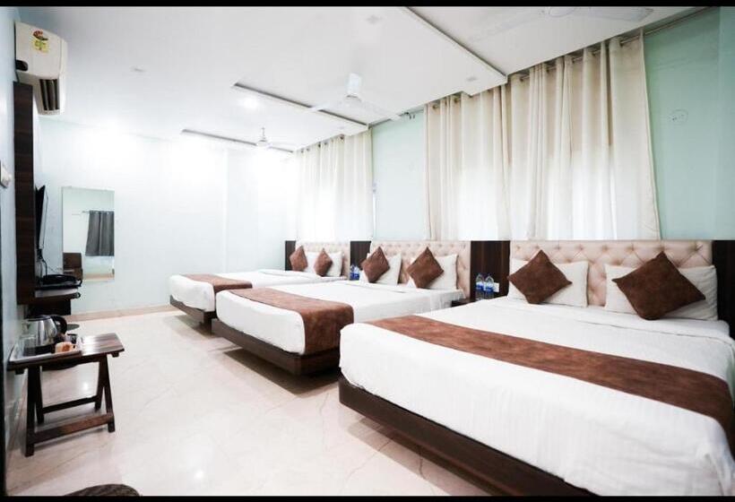 Quarto Familiar, Mangal Mountain View