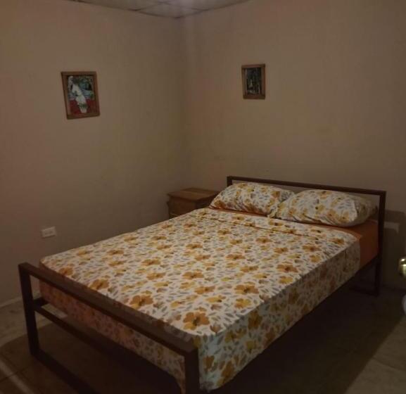 디럭스 룸, Joe S Layover Hostel Boquete