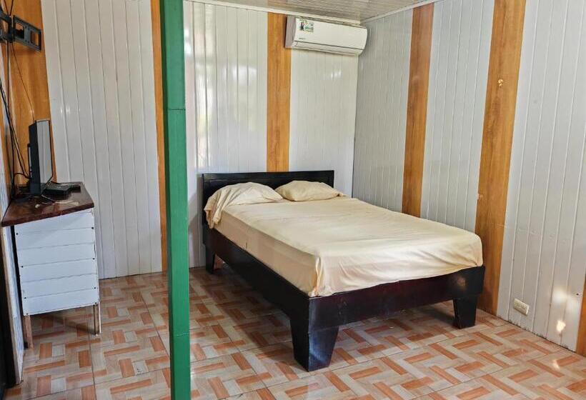 اتاق اکونومی, Hostel Y Cabinas Yilmer