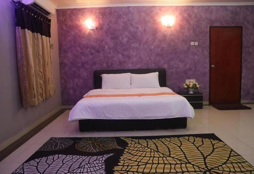 Номер Deluxe Кровать Кинг, Bunga Raya Resort Parit Buntar