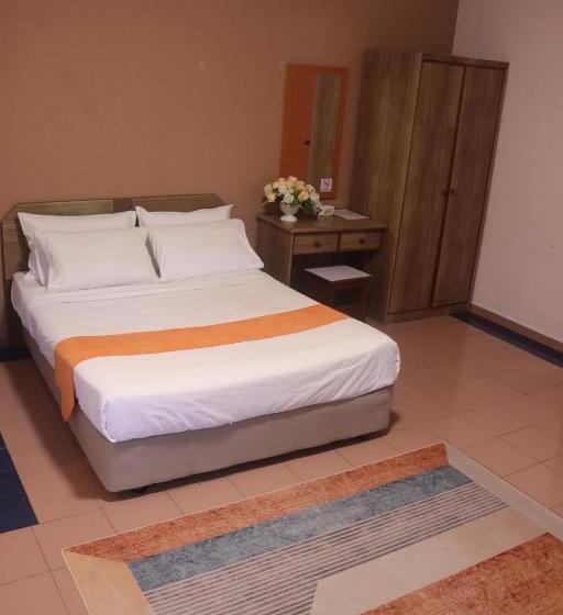 Трехместный Номер Superior, Bunga Raya Resort Parit Buntar