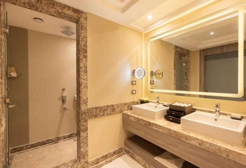 סוויטת ג'וניור, Rixos Radamis Sharm El Sheikh